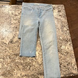 Levi’s Light Blue Jeans